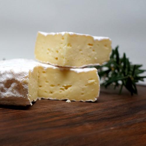 DILMUN Queso tipo Camembert pasteurizado 130 g aprox. Rancho Cuatro Encinos