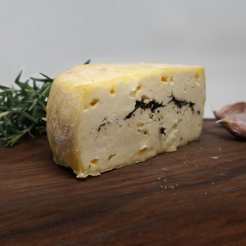 DILMUN Queso tipo Montaña con trufa pasteurizado 250 g Rancho Cuatro Encinos