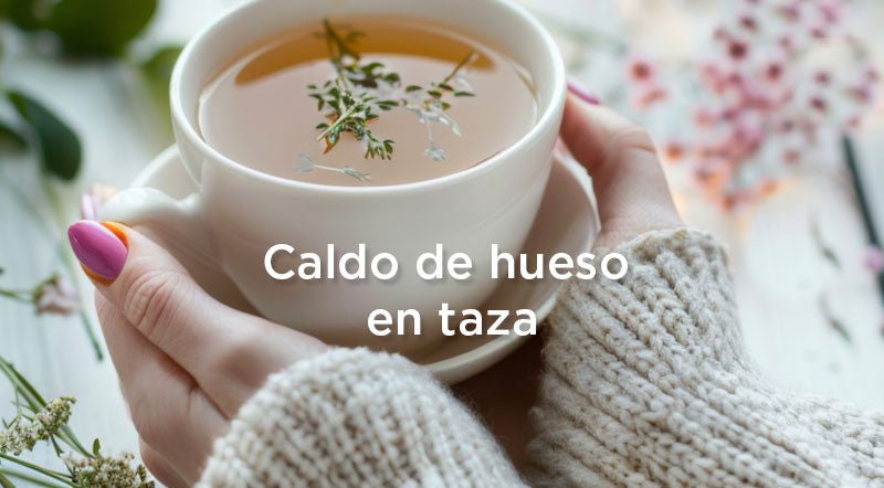 Caldo superpoderoso en una taza, no en plato sopero