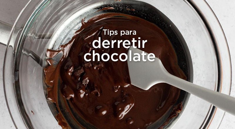 ¿Cómo derretir chocolate para repostería?