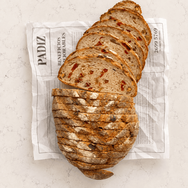 DILMUN Hogaza de masa madre con arándanos y nueces 500g | Pan de Elia