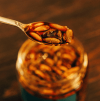 DILMUN Salsa Macha con miel 300g Sobre Mesa