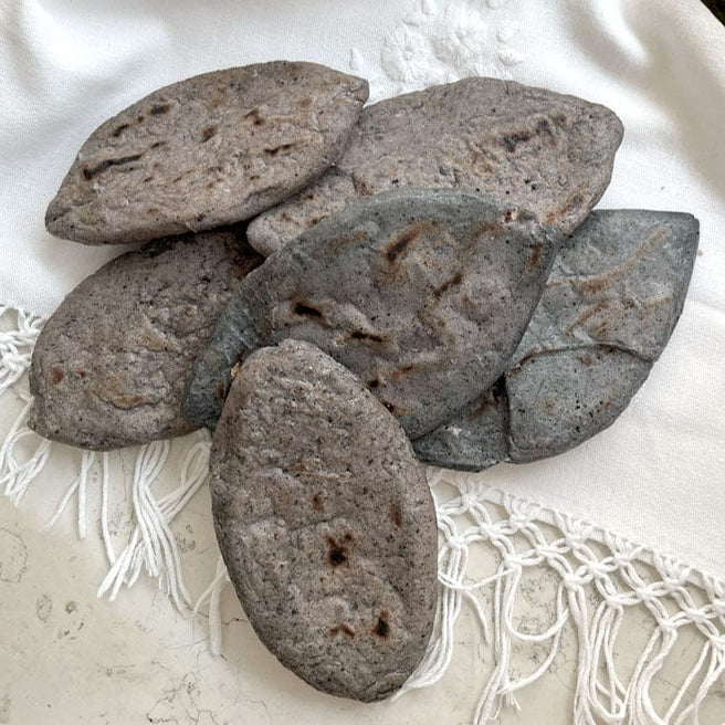 DILMUN Tlacoyos de frijol y maíz azul hechos a mano 6 piezas Ecosentli