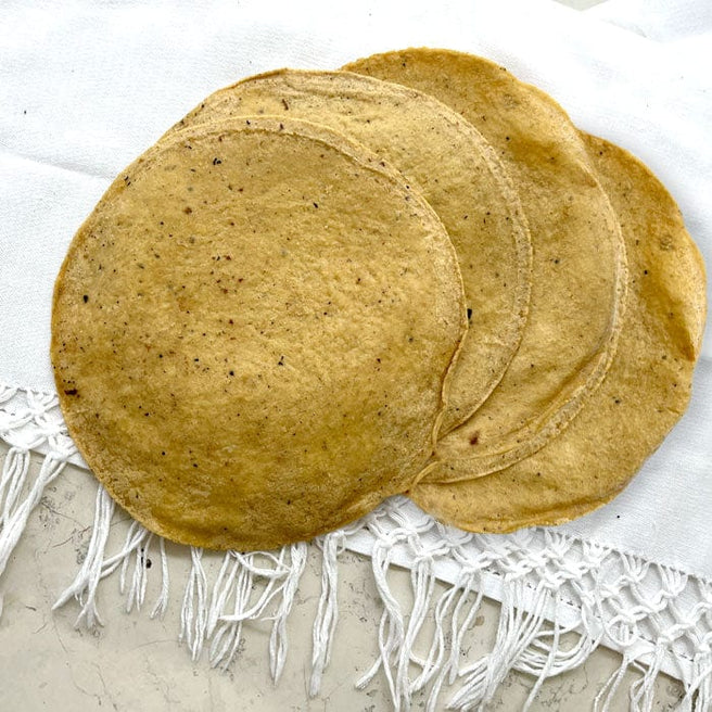 DILMUN Tortillas de maíz amarillo hechas a mano 12 piezas Ecosentli